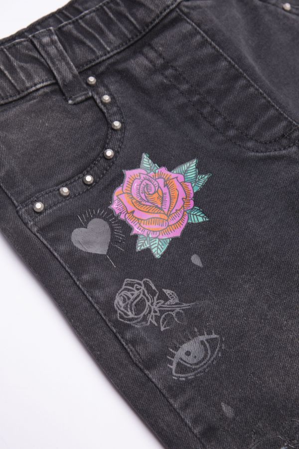 Džínové kalhoty černé barvy s květinovou aplikací TREGGINS 2156668