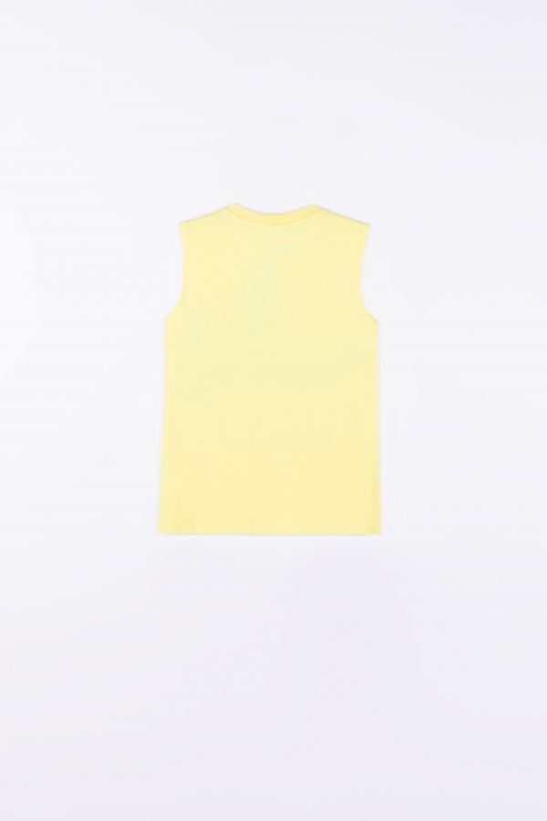 Tričko bez rukávů žluté s barevným potiskem na přední straně 2159947